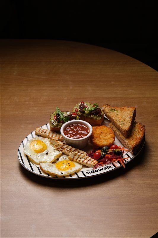 Brekkie of Champs