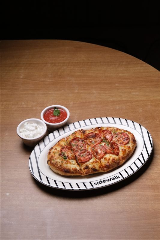 Chicken Pepperoni Garlic Bread