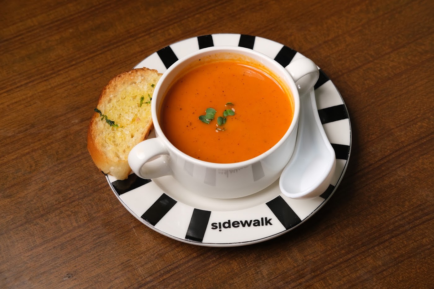Tangy Tomato Bell Peppers Soup